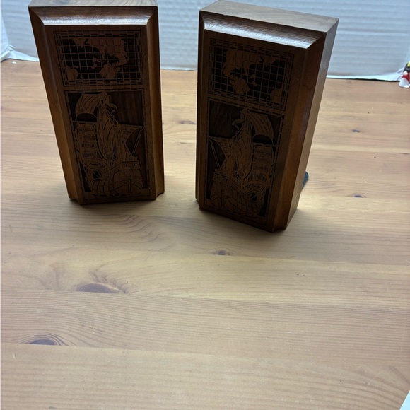 Lasercraft Wooden Bookends with Sailboat Design - Picture 1 of 12